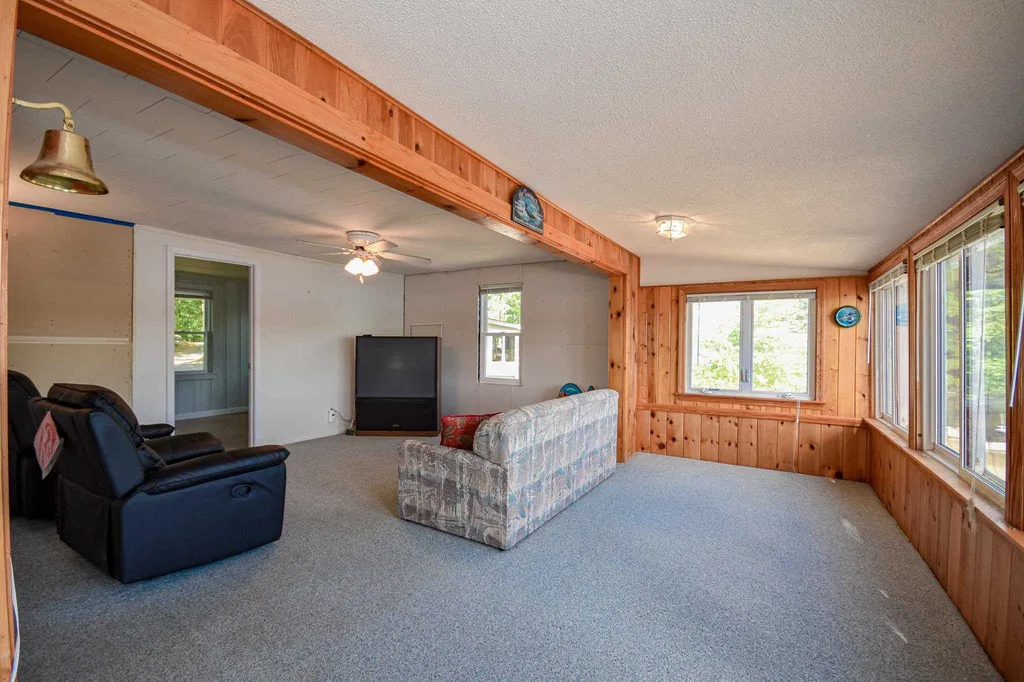 403 Mica Point Road Barrington NH 03825