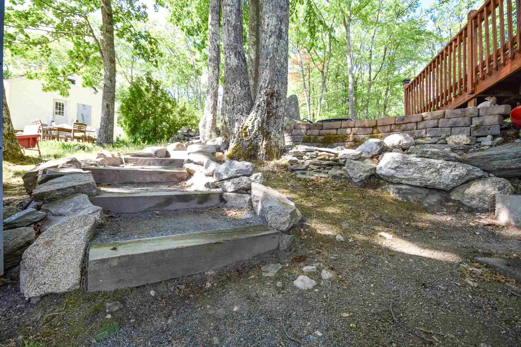 403 Mica Point Road Barrington NH 03825