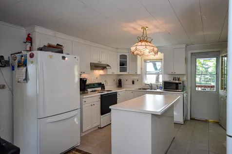 403 Mica Point Road Barrington NH 03825