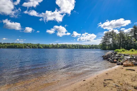 403 Mica Point Road Barrington NH 03825