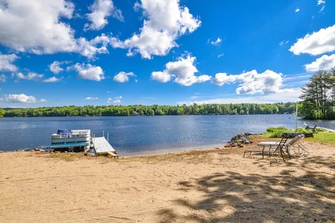 403 Mica Point Road Barrington NH 03825