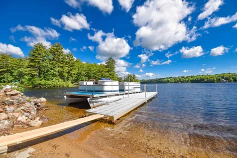 403 Mica Point Road Barrington NH 03825