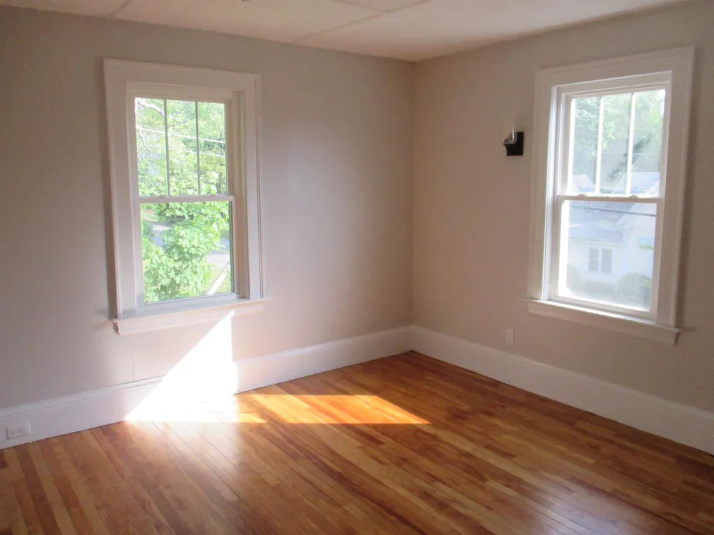 366 Roxbury Street Keene NH 03431