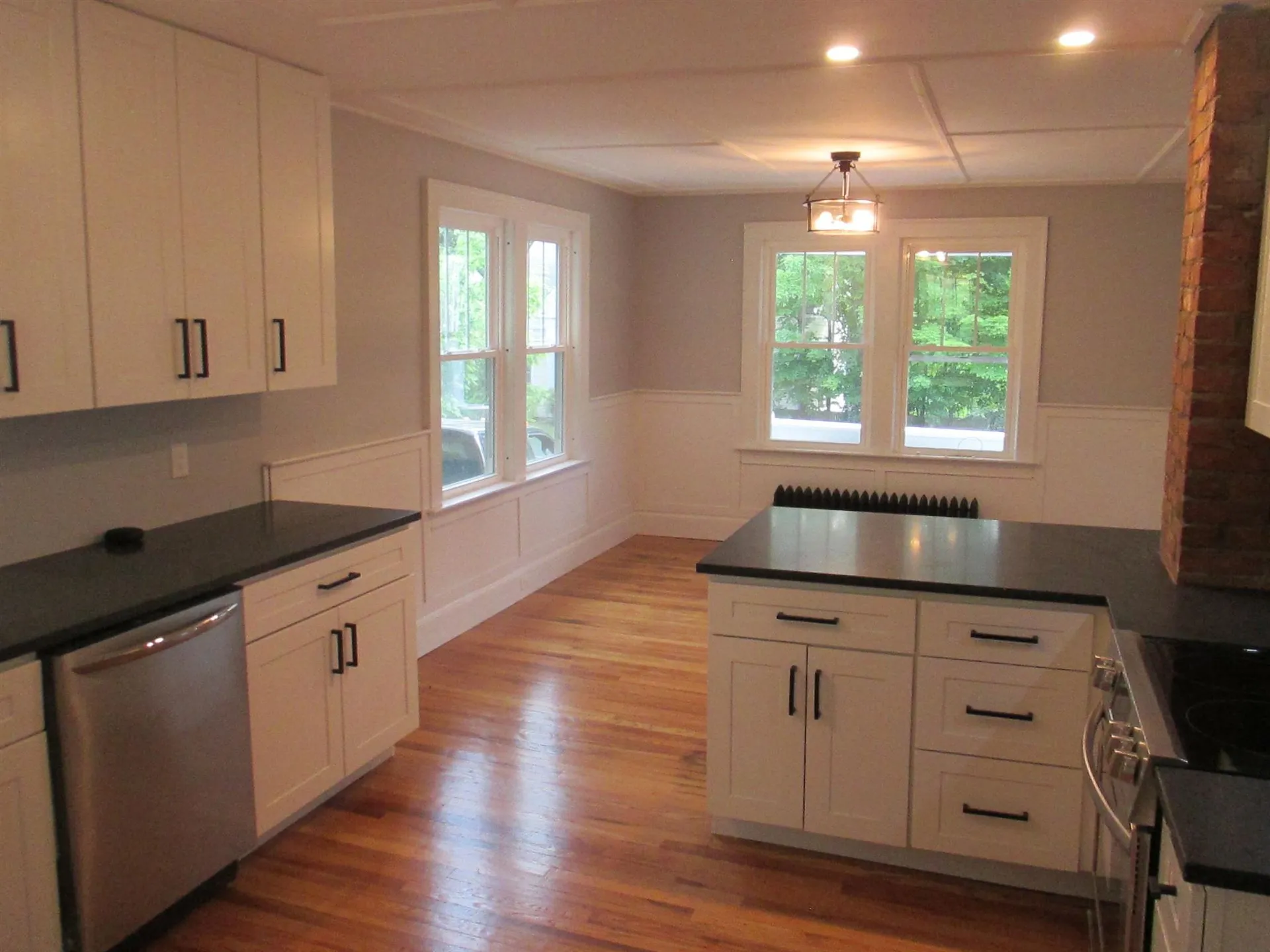 366 Roxbury Street Keene NH 03431