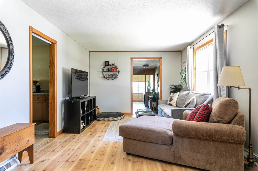 70 Red Barn Hill Road Georgia VT 05468