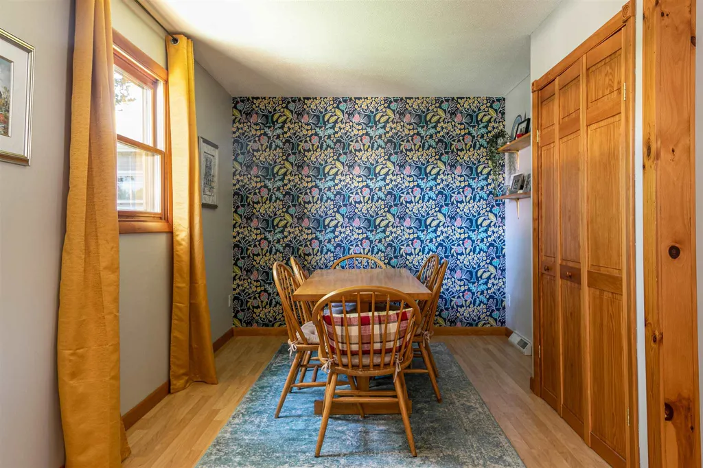 70 Red Barn Hill Road Georgia VT 05468