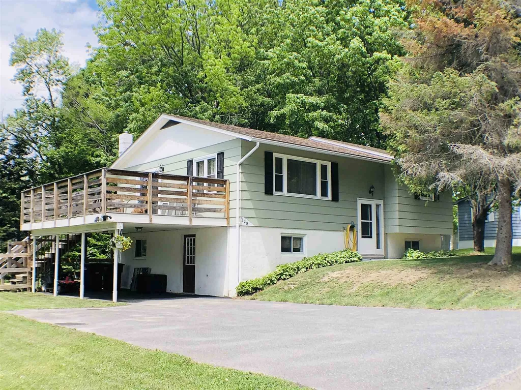 128 Woodland Drive Barre Town VT 05641