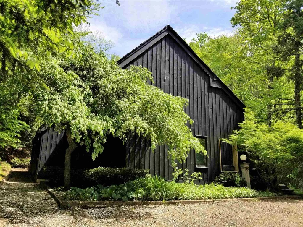 4645 Battleground Road Fayston VT 05673