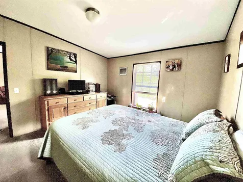 43 Kingfield Road Pittsburg NH 03592
