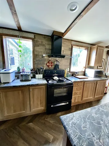 43 Kingfield Road Pittsburg NH 03592