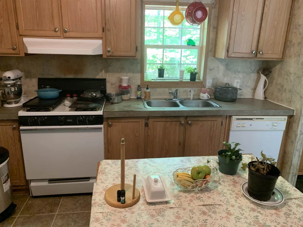 54 Pine Hill Road Warren NH 03279