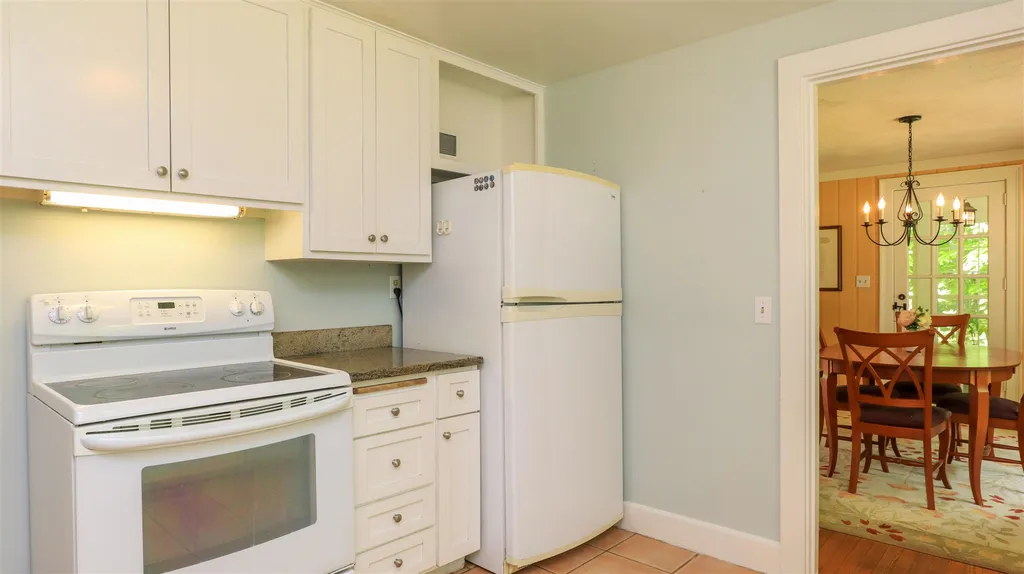 40 Thayer Pond Road Concord NH 03301