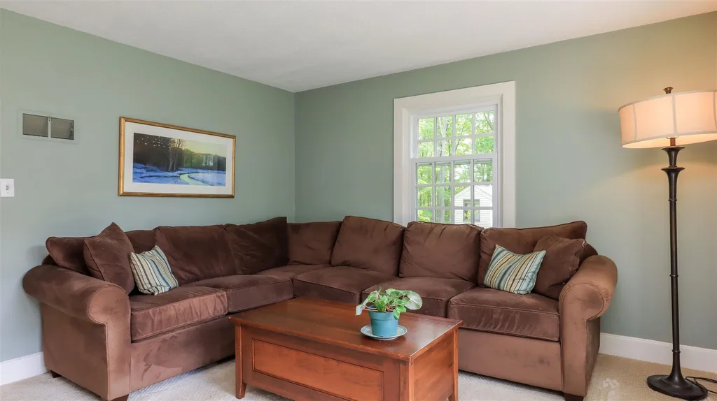40 Thayer Pond Road Concord NH 03301
