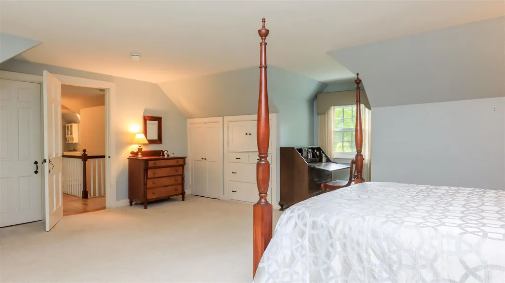 40 Thayer Pond Road Concord NH 03301