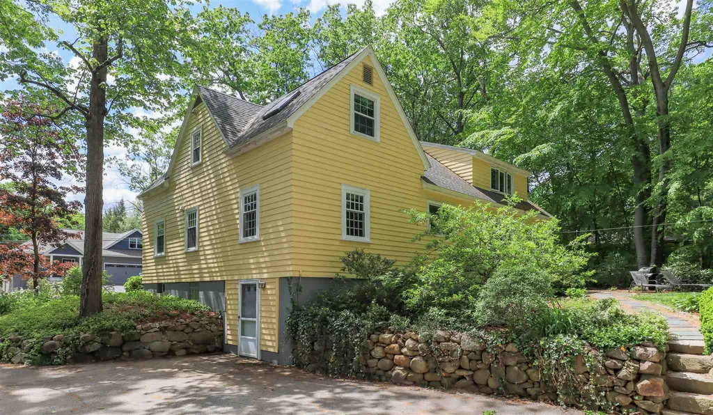 40 Thayer Pond Road Concord NH 03301