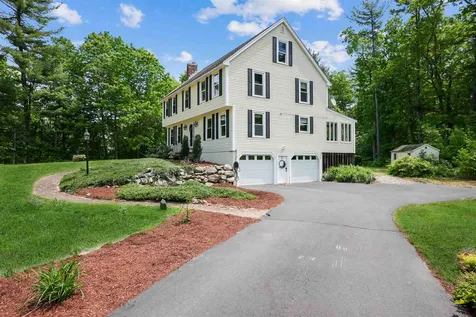 11 Millstone Road Windham NH 03087