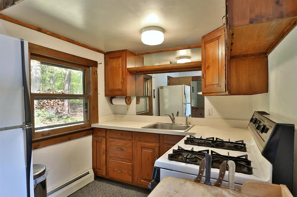 288 Pcn Road Plymouth VT 05056