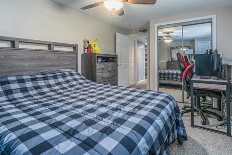 4 Wood Avenue Derry NH 03038