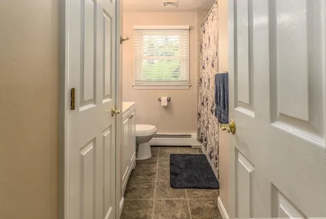4 Wood Avenue Derry NH 03038