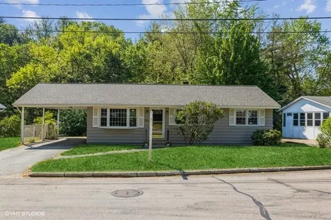 243 Gabrielle Street Manchester NH 03103