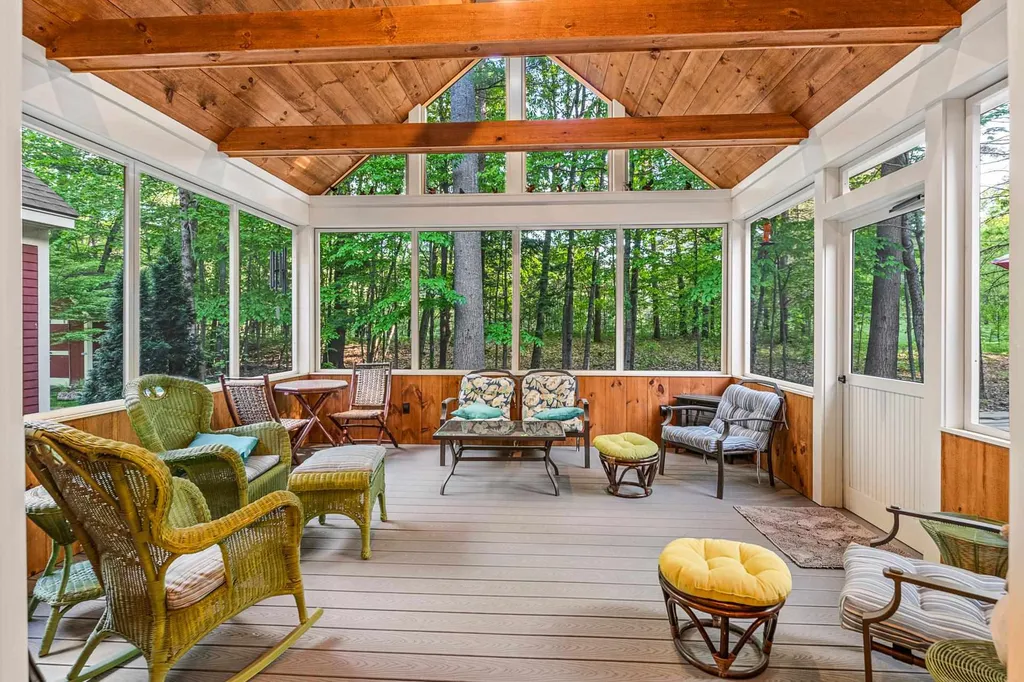 463 Otterville Road New London NH 03257