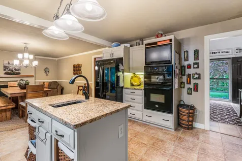 463 Otterville Road New London NH 03257