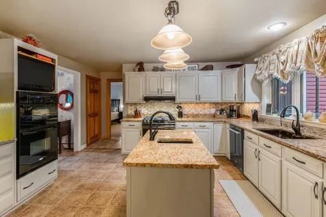 463 Otterville Road New London NH 03257