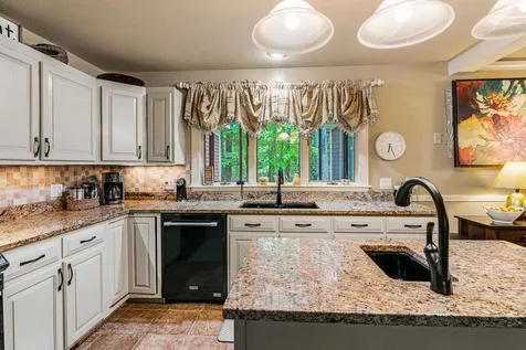 463 Otterville Road New London NH 03257
