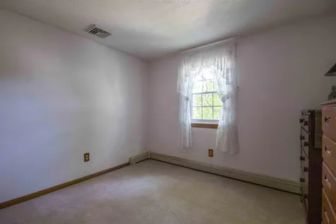 1291 Hall Street Manchester NH 03104