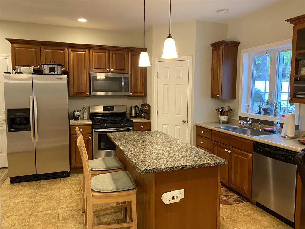 39 Scenic Drive Stoddard NH 03464