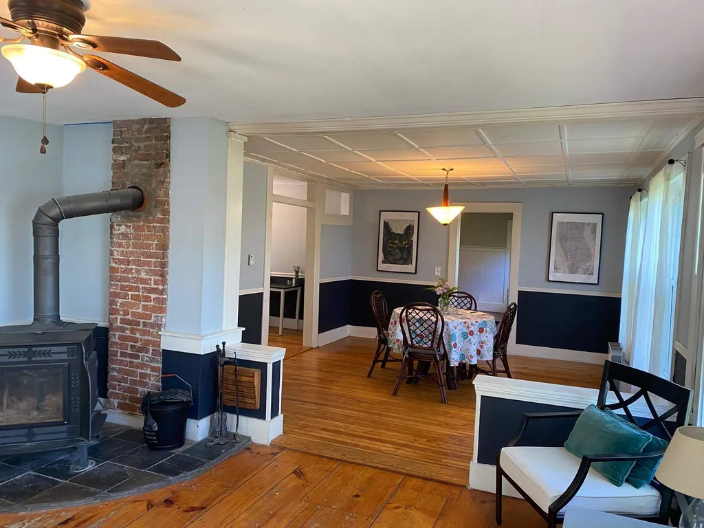 41 Chase Street Claremont NH 03743
