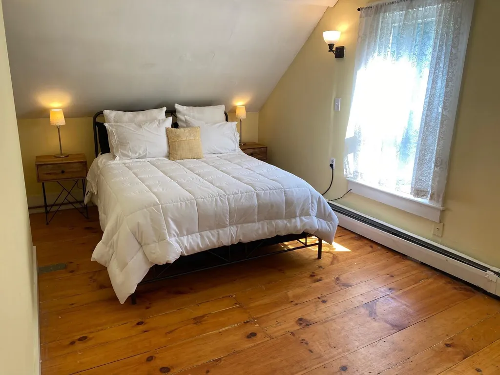 41 Chase Street Claremont NH 03743