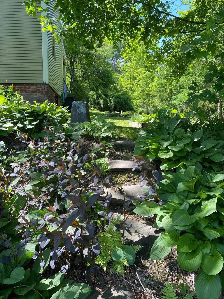 41 Chase Street Claremont NH 03743