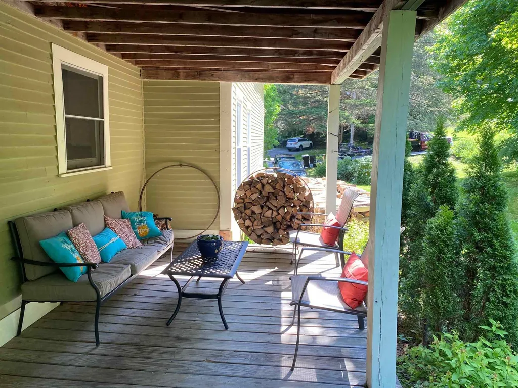 41 Chase Street Claremont NH 03743