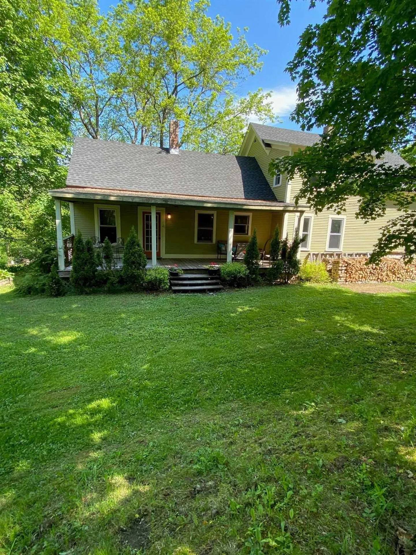 41 Chase Street Claremont NH 03743