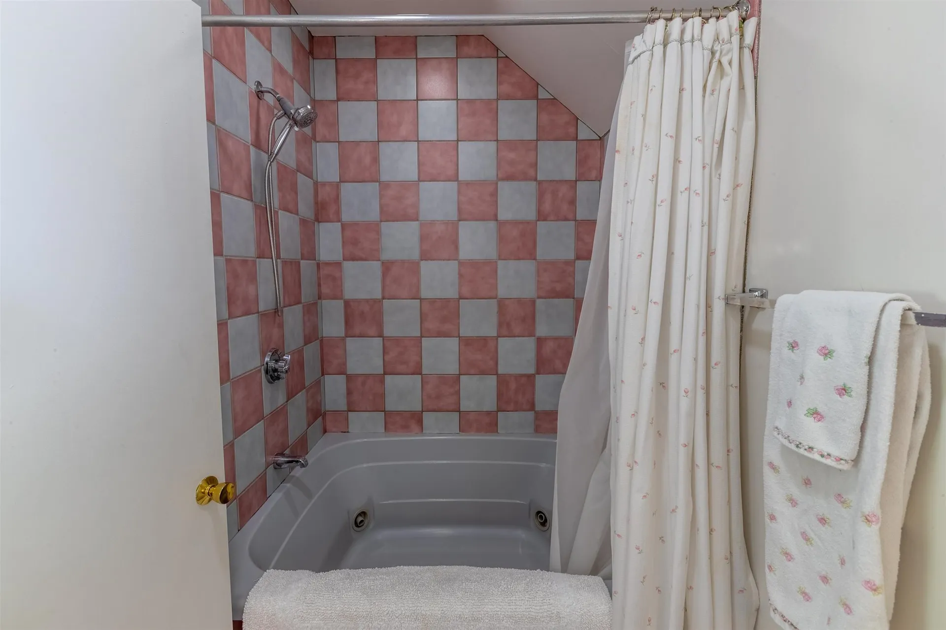 63 B Coolidge Falls Road Lincoln NH 03251