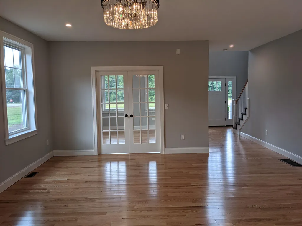 402 South Road Brentwood NH 03833