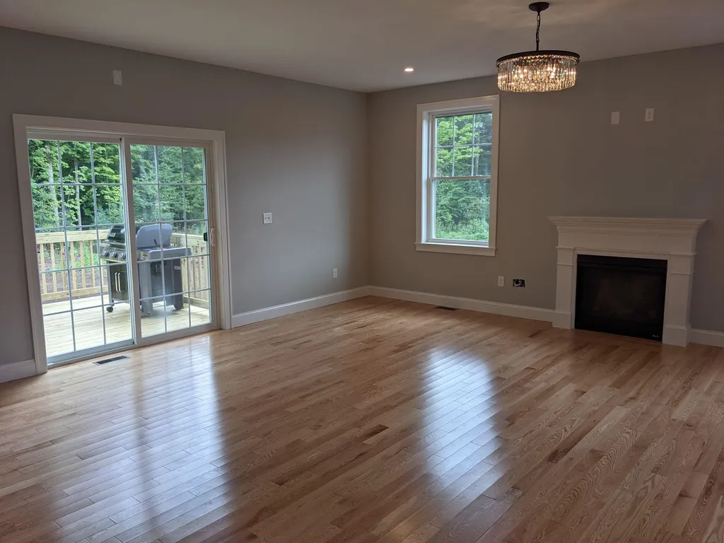 402 South Road Brentwood NH 03833