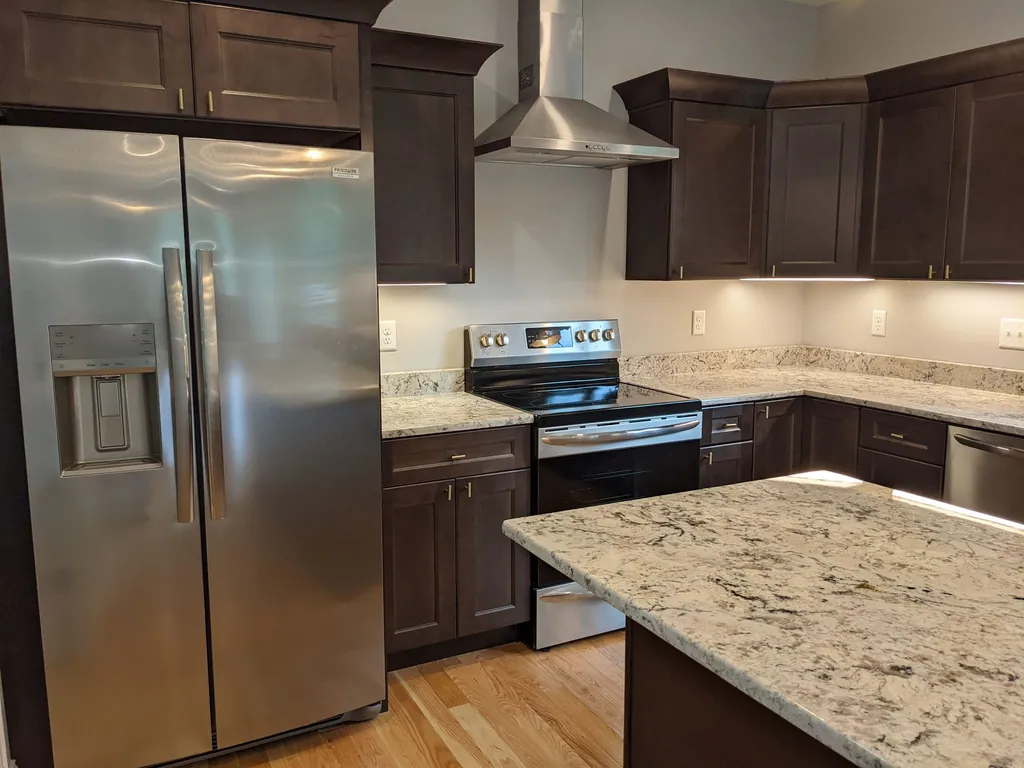 402 South Road Brentwood NH 03833