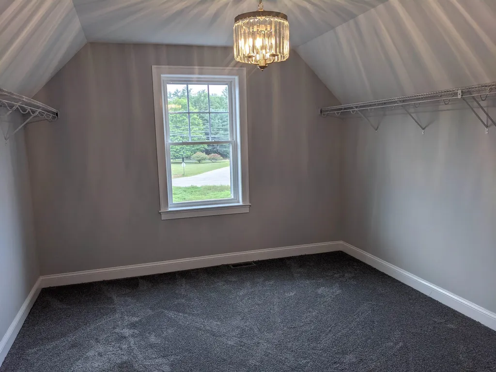 402 South Road Brentwood NH 03833