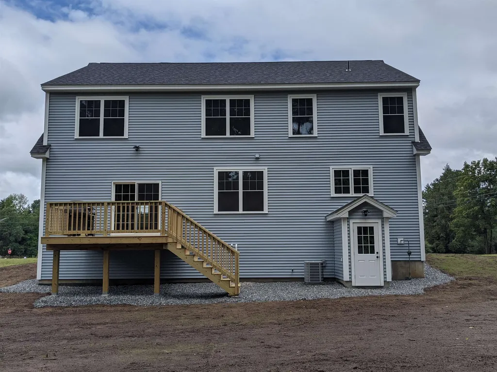 402 South Road Brentwood NH 03833
