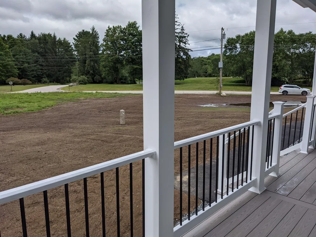 402 South Road Brentwood NH 03833