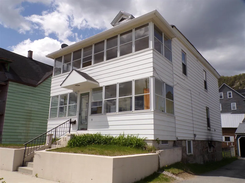 33 Wight Street Berlin NH 03570