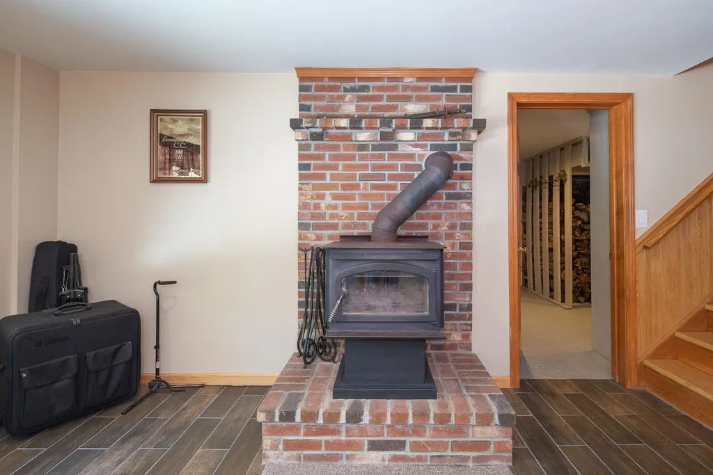 85 Elm Street Milton NH 03851