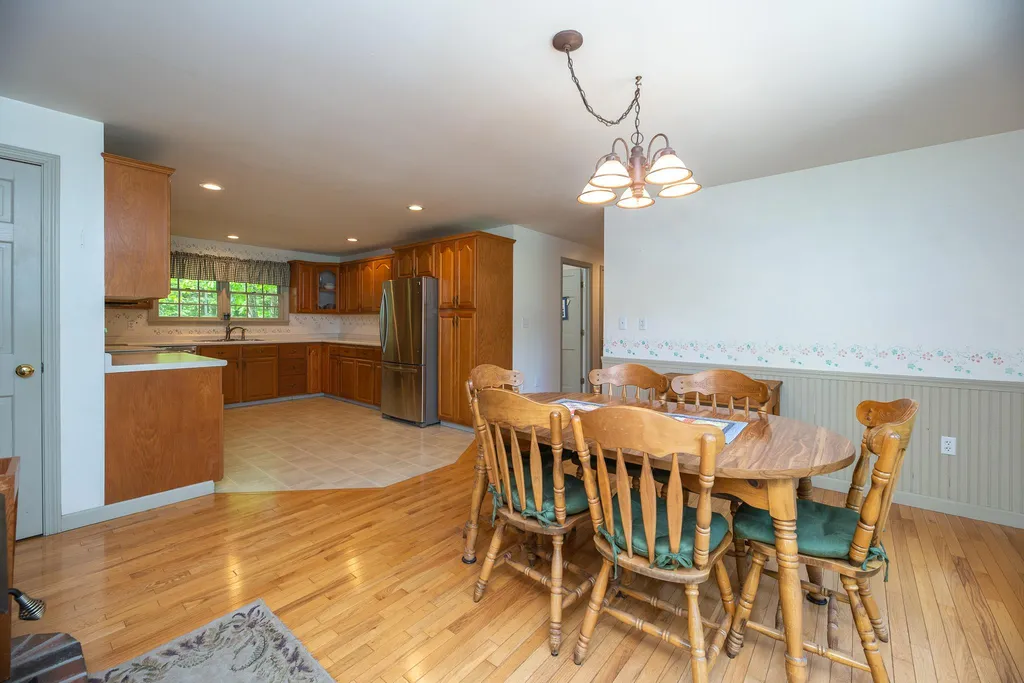 85 Elm Street Milton NH 03851