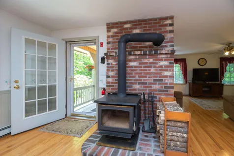 85 Elm Street Milton NH 03851