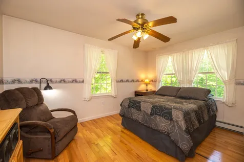 85 Elm Street Milton NH 03851