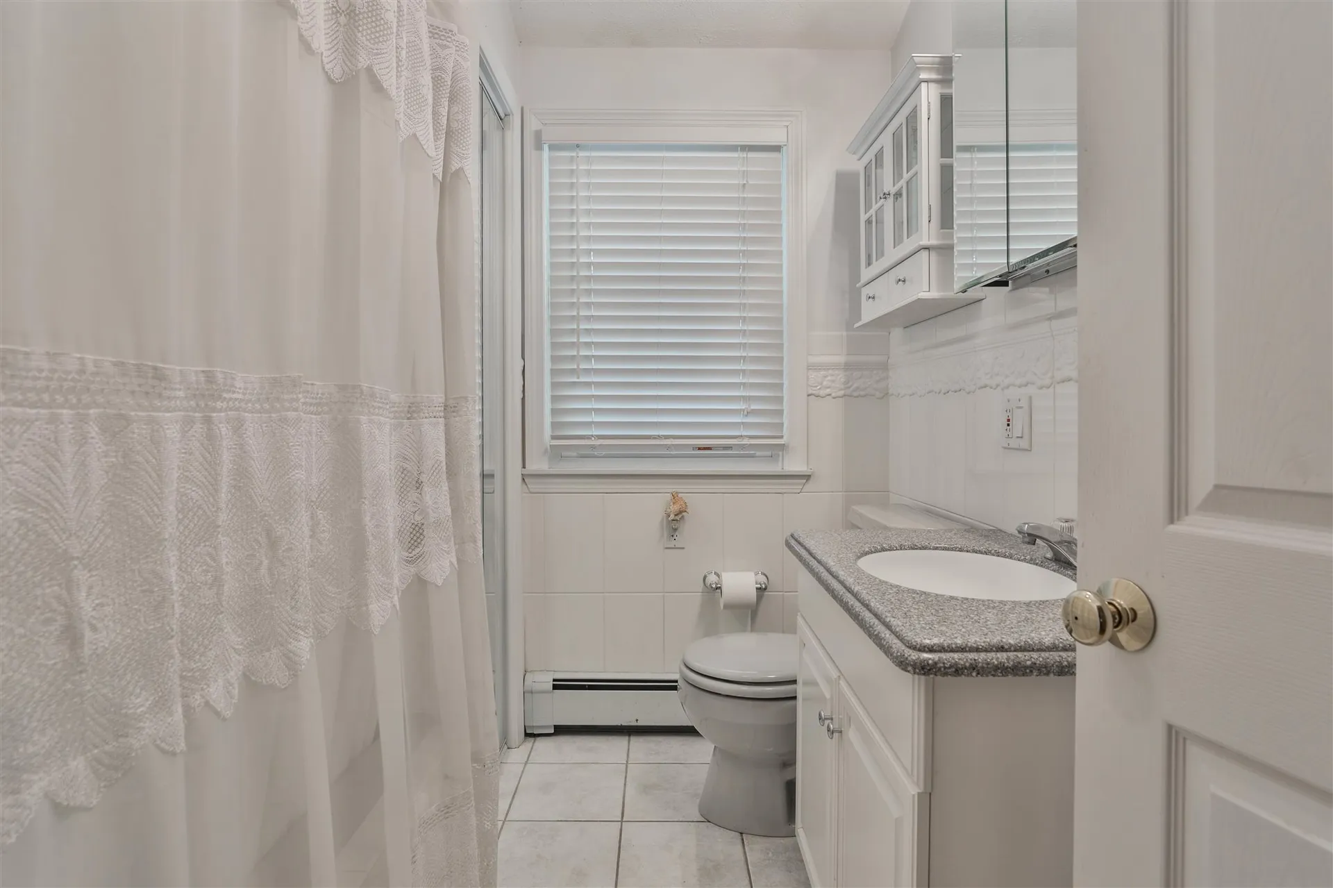 51 Old Auburn Road Derry NH 03038