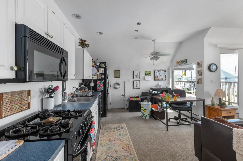 26 Kings Highway Hampton NH 03842