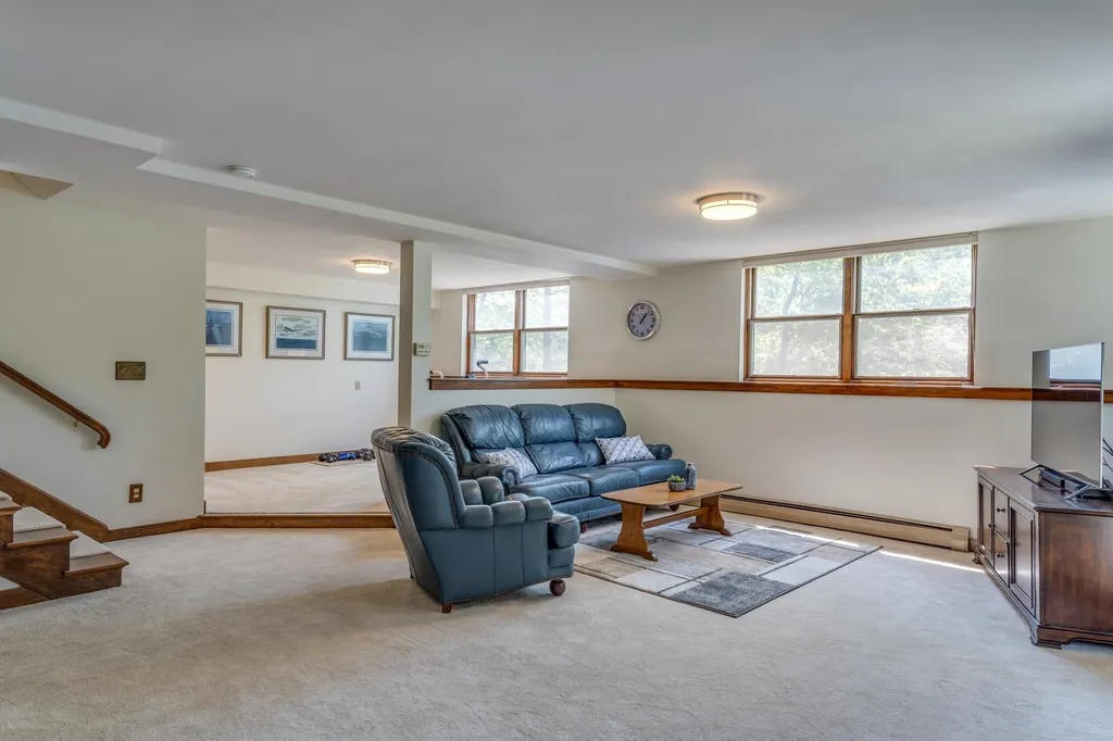 16 Smith Garrison Road Newmarket NH 03857